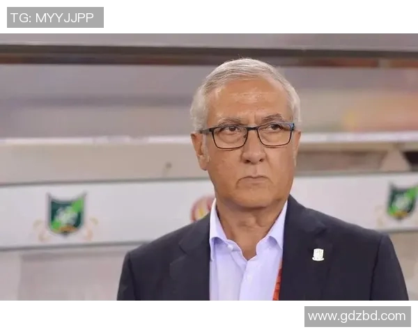 新加坡足球队教练的执教理念与球队发展战略探讨